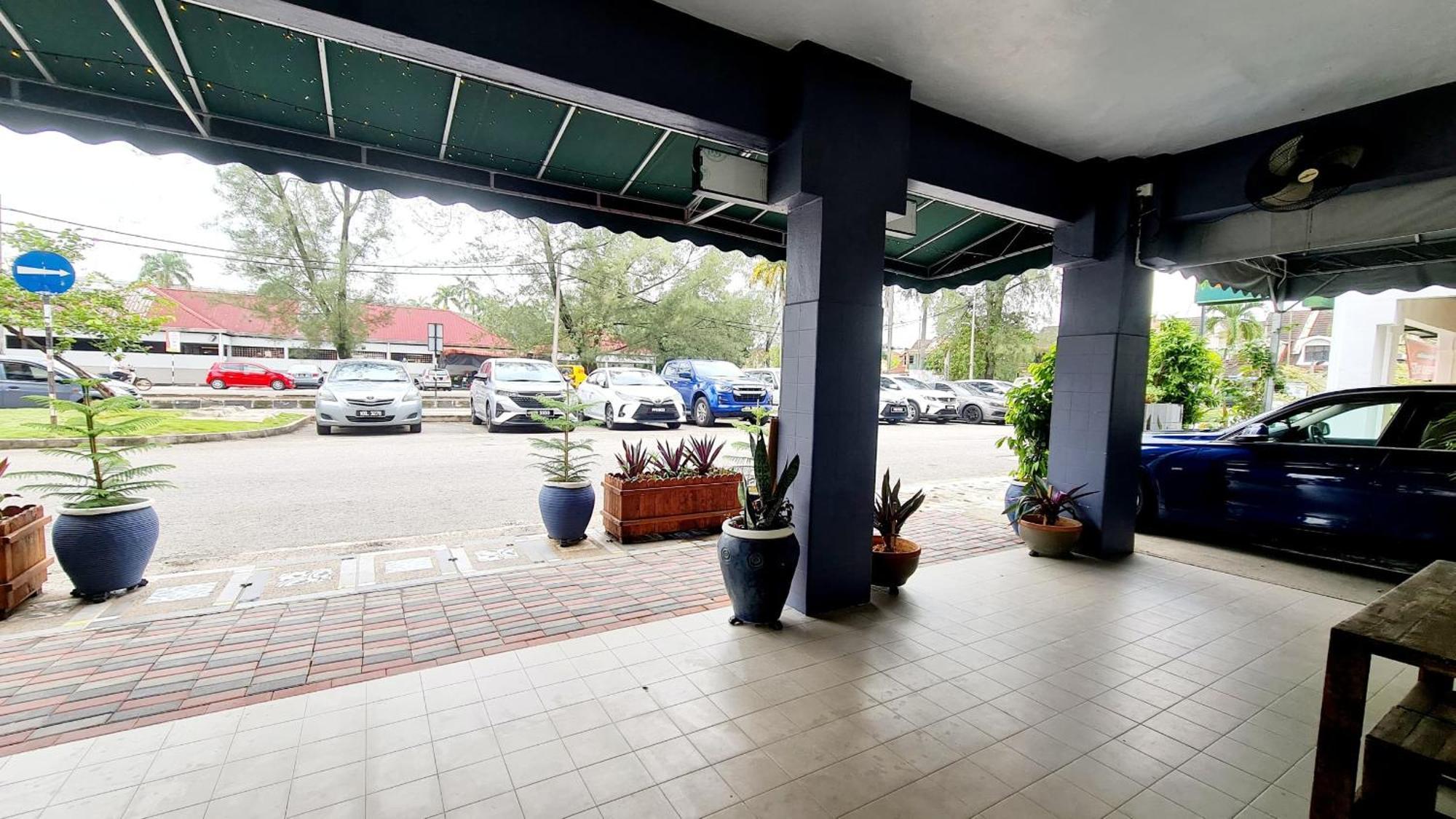 Pine Lodge By Evr Previously Yss Indrawasih Perai Extérieur photo